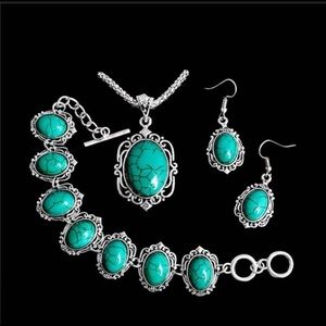 🍁 Beautiful Turquoise Jewelry Set